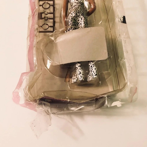 Vintage 1998 Scary Spice Girls 6 Inch Tall  Action Figure Doll Mel B Damaged - Picture 12 of 16